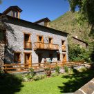 Casa rural con comedor en Lleida