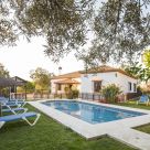 Casa rural con piscina en Málaga